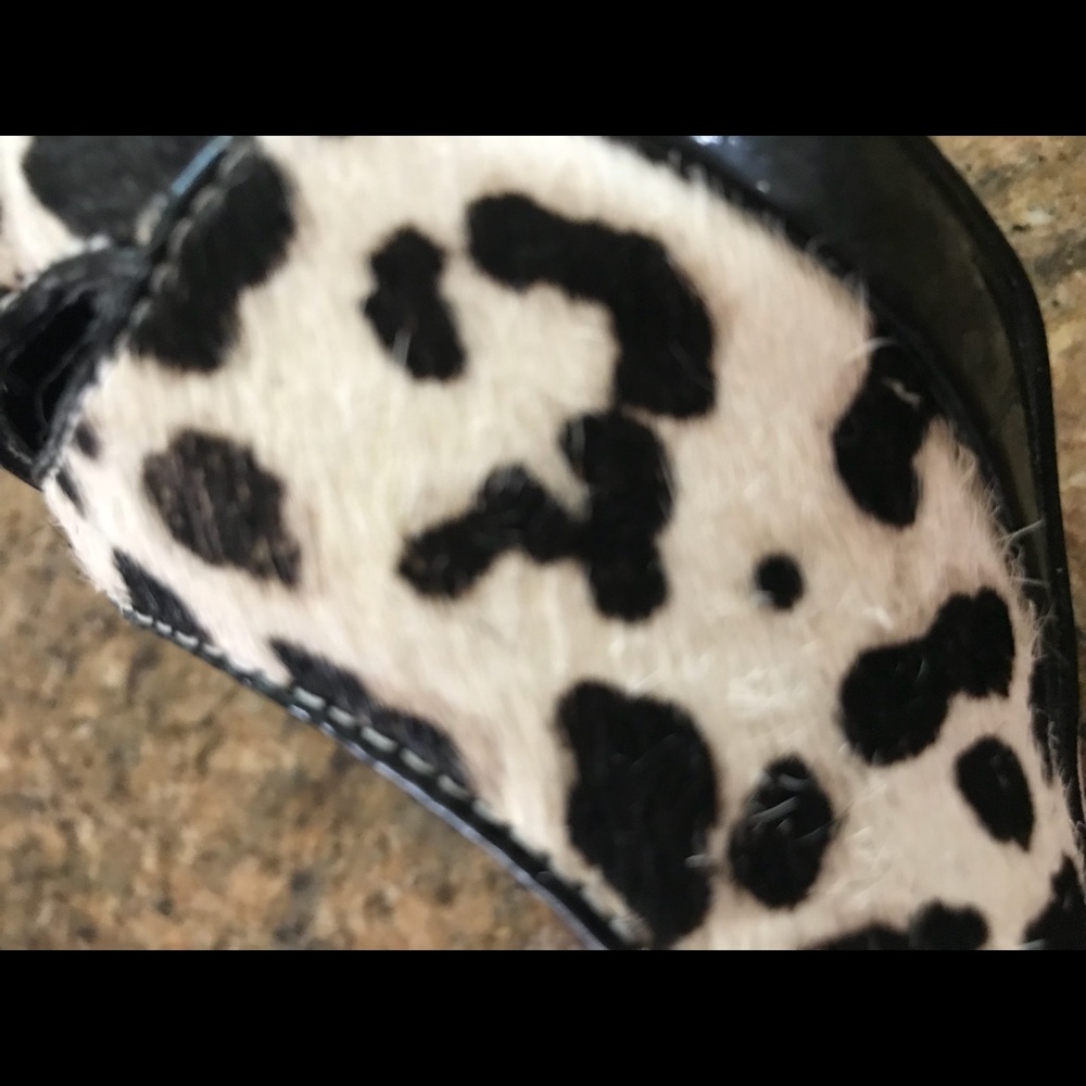 WHITE HOUSE BLACK MARKET Animal Print Heels - Picture 9 of 10